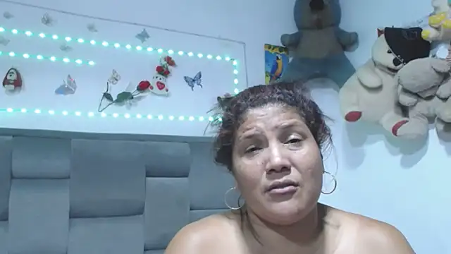 Živý XXX chat Sharloth_milf