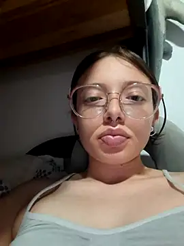 Chat XXX ao vivo de linda-schmidt