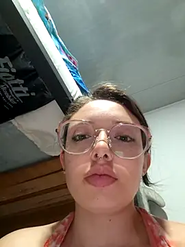 Chat XXX en directo de linda-schmidt