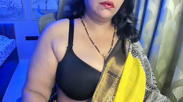 tarivishu11's Webcam Show