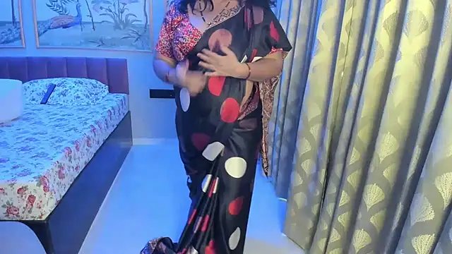 tarivishu11's Webcam Show