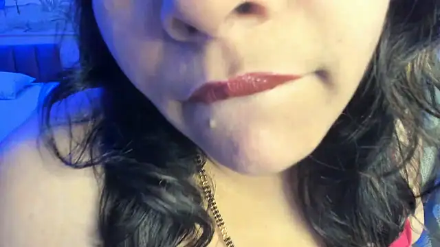tarivishu11's Webcam Show