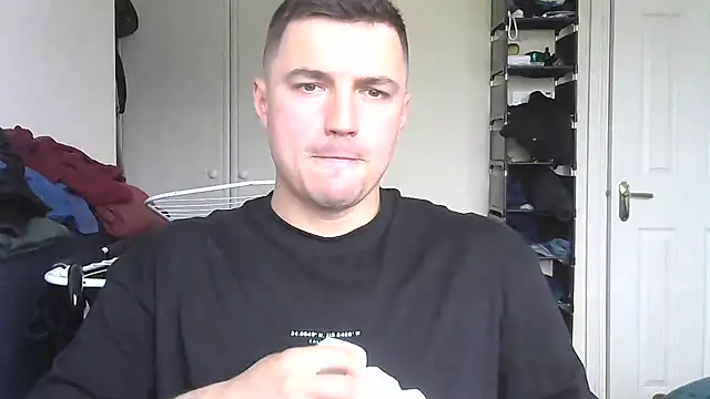 Show modela FortQJamie na web-kameri