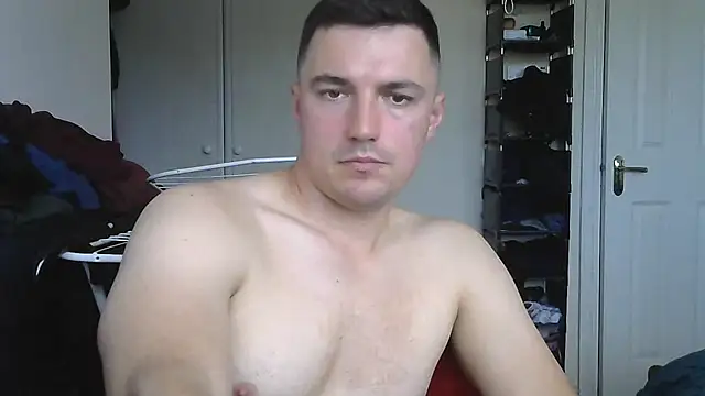 Show modela FortQJamie na web-kameri