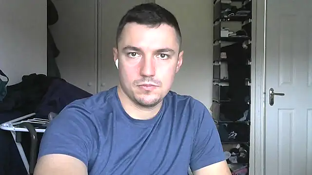 Show modela FortQJamie na web-kameri