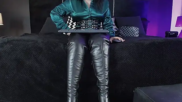 _Jade_16's Webcam Show