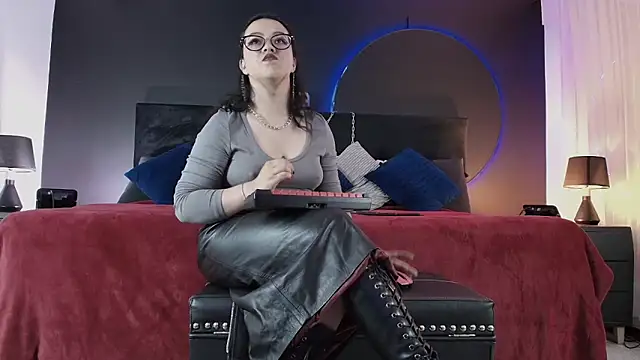 _Jade_16 Chat XXX in diretta
