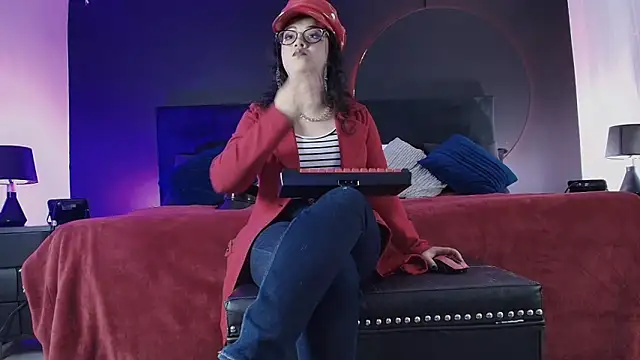 دردشة _Jade_16 الجنسية المباشرة