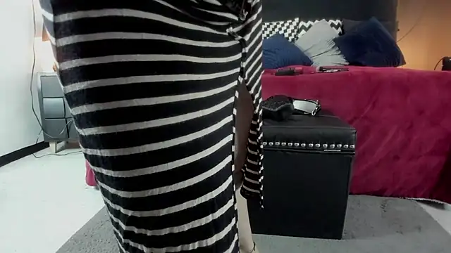 _Jade_16's Live XXX Chat