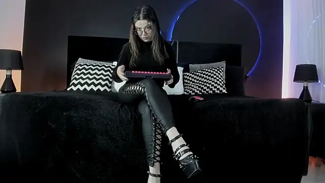 _Jade_16's Live XXX Chat