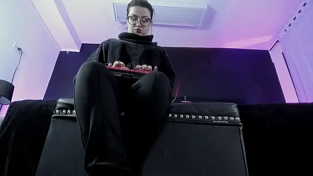 _Jade_16 Live XXX-Chat