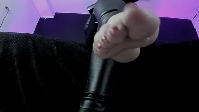 _Jade_16 – Naživo XXX chat