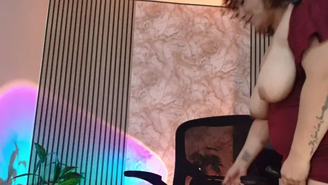 JuliRamirez Live XXX Chat
