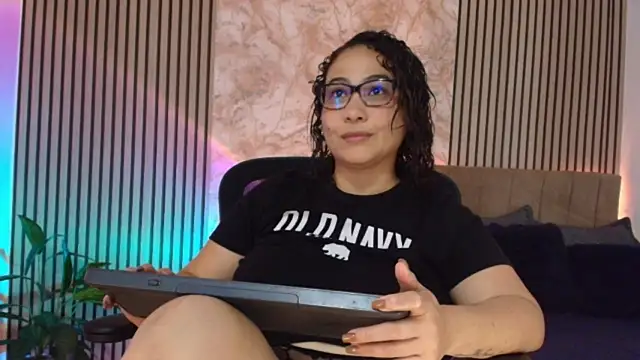 JuliRamirez 라이브 XXX 채팅