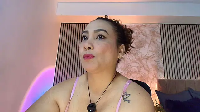 Chat XXX en directo de JuliRamirez