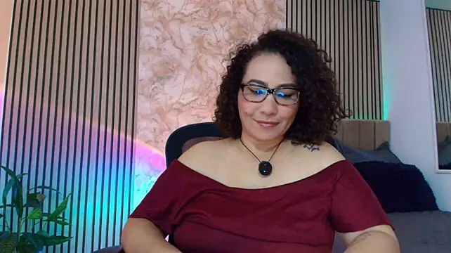 JuliRamirez 라이브 XXX 채팅