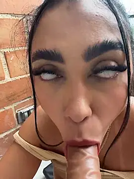 emma_andrew1's Webcam Show