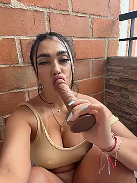 emma_andrew1's Webcam Show