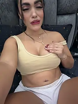 הופעת וובקאם של emma_andrew1