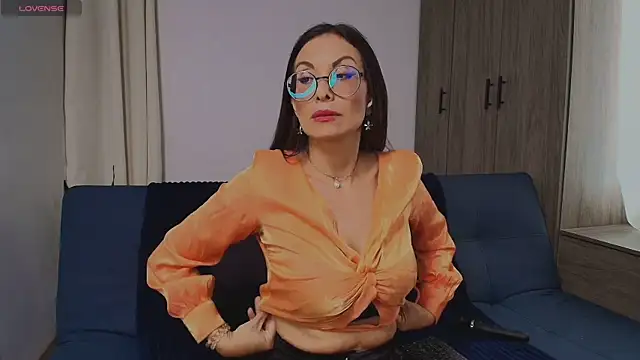 Chat +18 de Swetisabella01 ao vivo