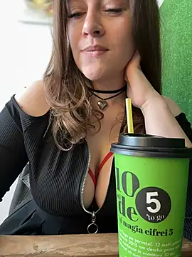 Sala de chat ao vivo de CrazyTori