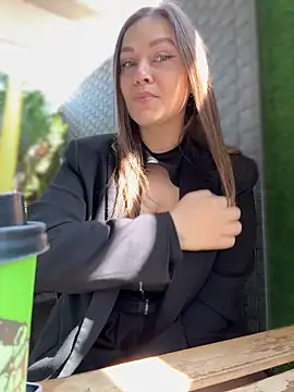 CrazyTori: вебкам-шоу