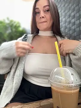 CrazyTori's Live XXX Chat