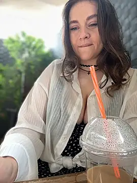 Show modela CrazyTori na web-kameri
