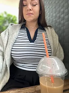 Chat +18 de CrazyTori ao vivo