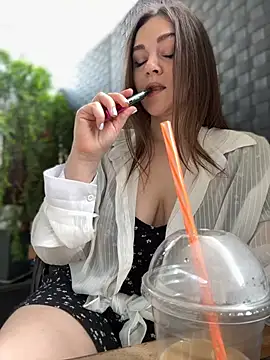 CrazyTori's Live XXX Chat
