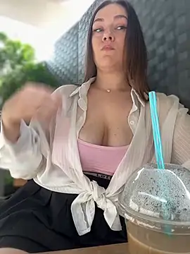 CrazyTori – webcam-show