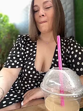 CrazyTori's Webcam Show
