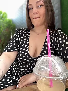 CrazyTori's Live XXX Chat