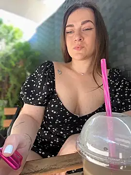 CrazyTori Show in webcam