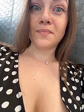 CrazyTori XXX чат на живо