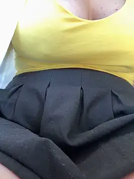 XXX chat uživo modela CrazyTori