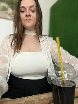 Chat +18 de CrazyTori ao vivo
