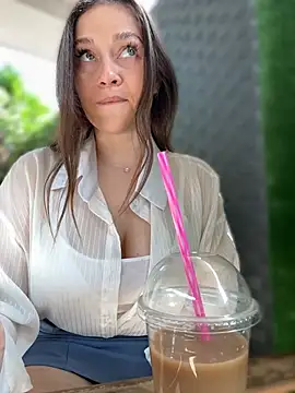 Chat +18 de CrazyTori ao vivo
