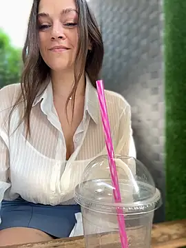 Chat XXX ao vivo de CrazyTori