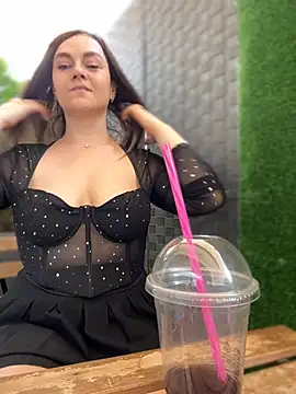 CrazyTori XXX чат на живо