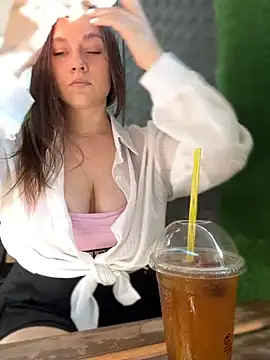 Živý XXX chat CrazyTori