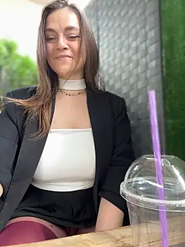 CrazyTori 라이브 XXX 채팅