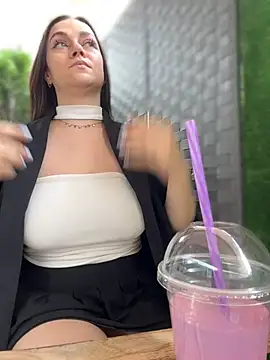 CrazyTori Live XXX-Chat