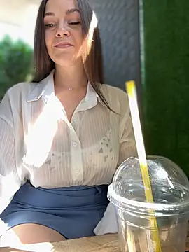 CrazyTori XXX чат на живо