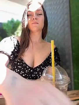 CrazyTori's Live XXX Chat