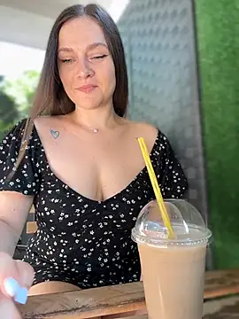 CrazyTori's Live XXX Chat