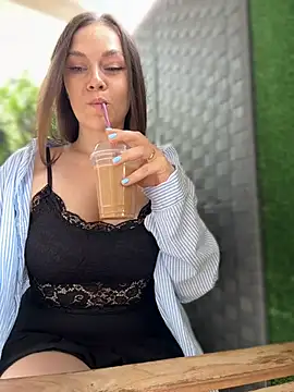 CrazyTori's Live XXX Chat