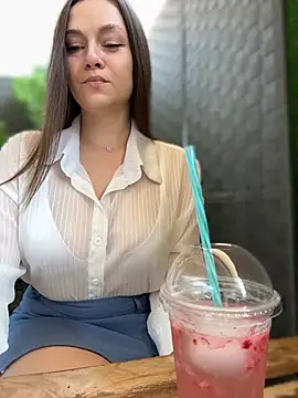 Chat +18 de CrazyTori ao vivo