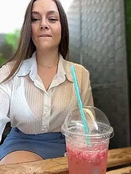 Chat +18 de CrazyTori ao vivo