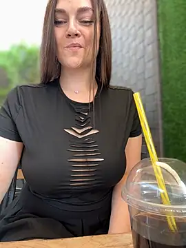 CrazyTori Adlı Modelin Web Kamerası Şovu